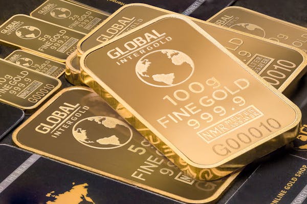 Gold Prices Surge in Pakistan Amid Global Upswing